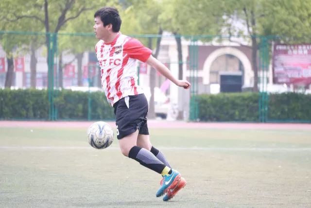 英超-伊萨克破门 曼联0-2纽卡斯尔遭遇四连败